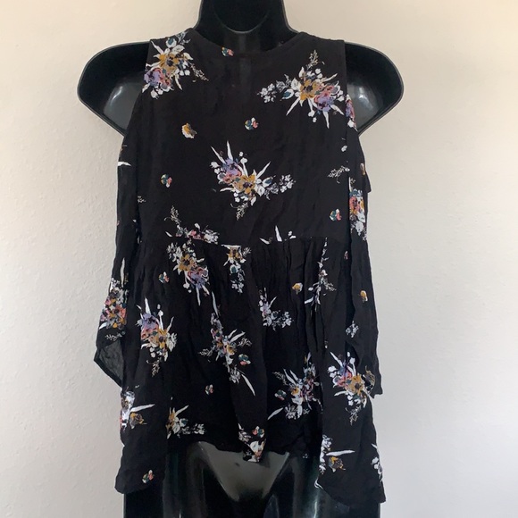 Xhilaration Black and Blue Floral Cold Shoulder V Neckline Bohemian Top - Picture 7 of 9